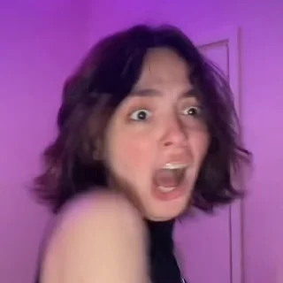 😱