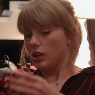 😐