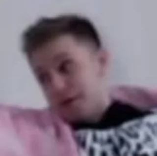 🤨