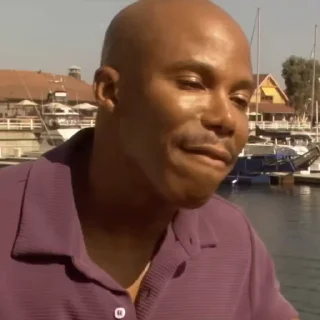 🗣