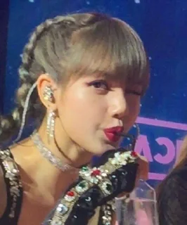 😗