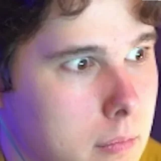 😳