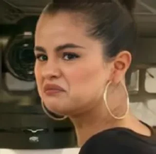 🥴