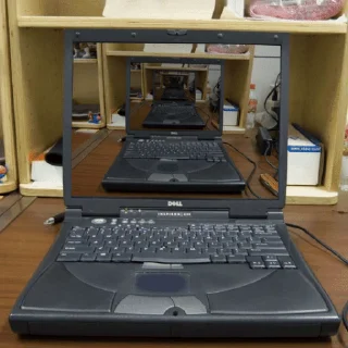 💻