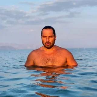 🌊