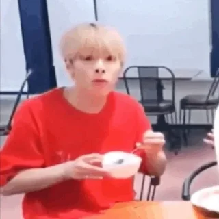 😲