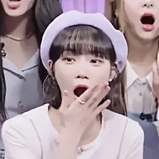 🫦