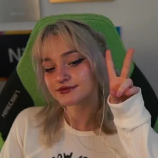 ✌️