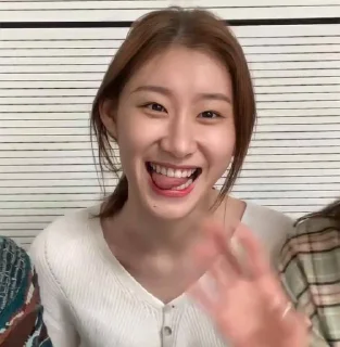 😛