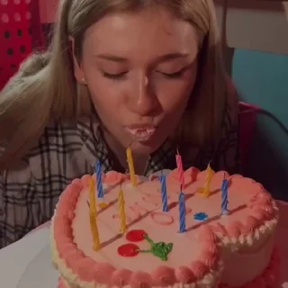 🎂
