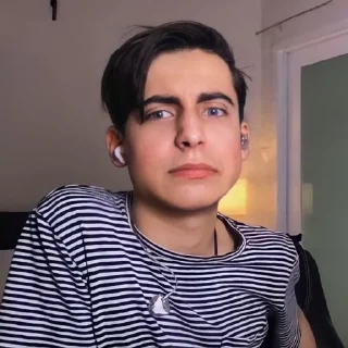 😐