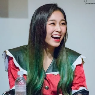 😀