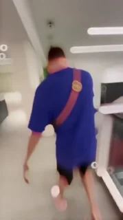 😭