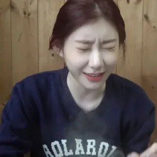 😶