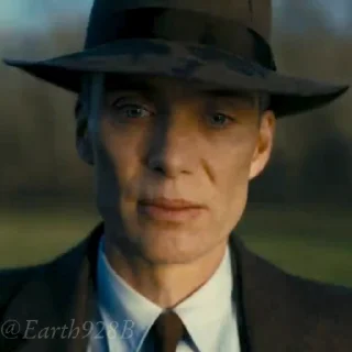 😈