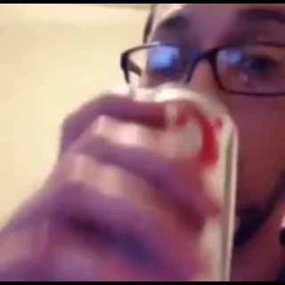 😘
