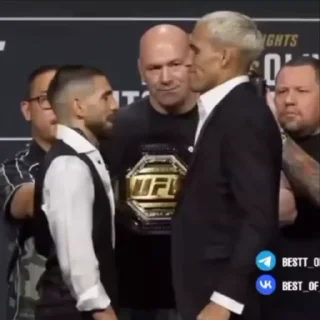 🤩