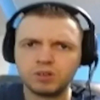 🤨
