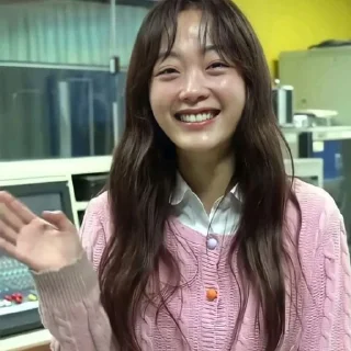😀