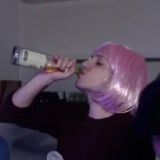 🍾