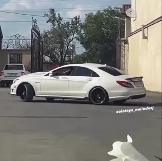 🤩