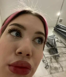 😶