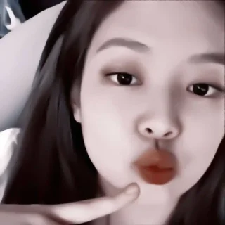 😗