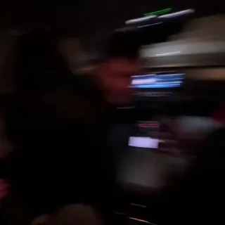 🤘