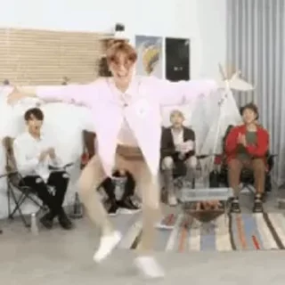 🕺