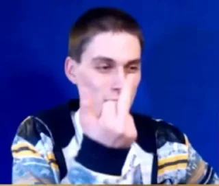 🗿
