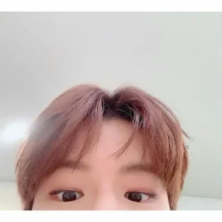 👀