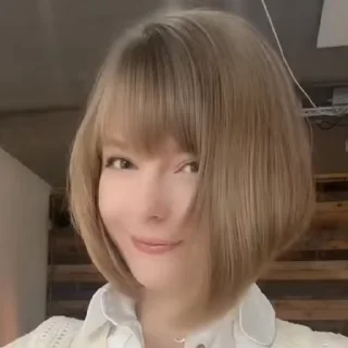 👸