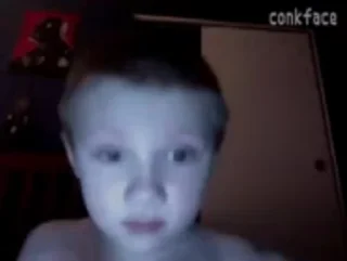 😨