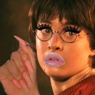 😳