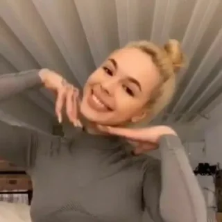 😁