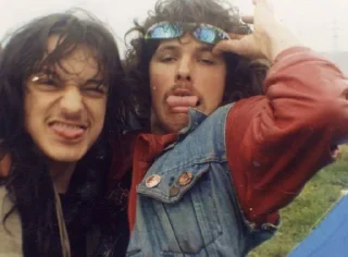 😝