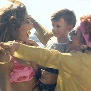 😘