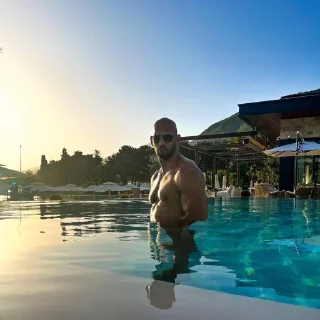 🤑
