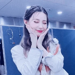 😊