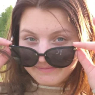 🕶️
