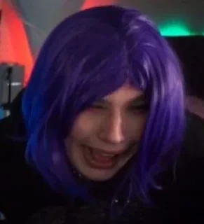 😱