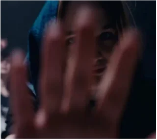 ✋