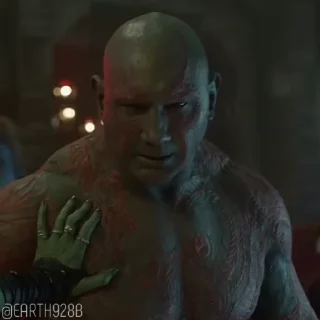 😠