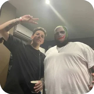 🤠