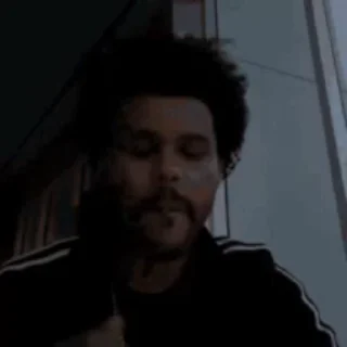 😐