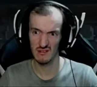 🤨