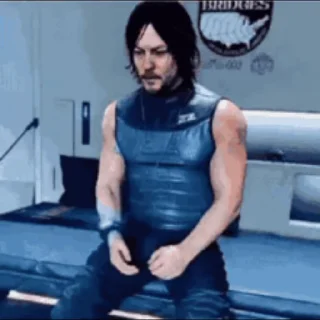 😐