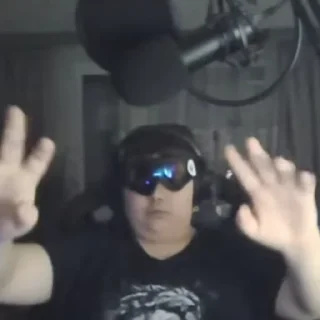 🕶