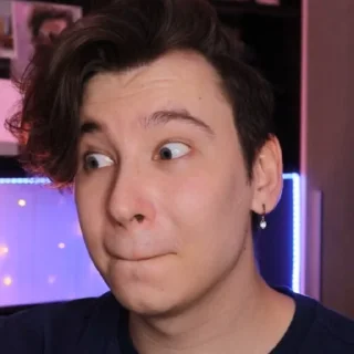 😐