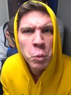 😗